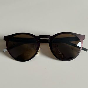 illesteva maroon unisex sunglasses